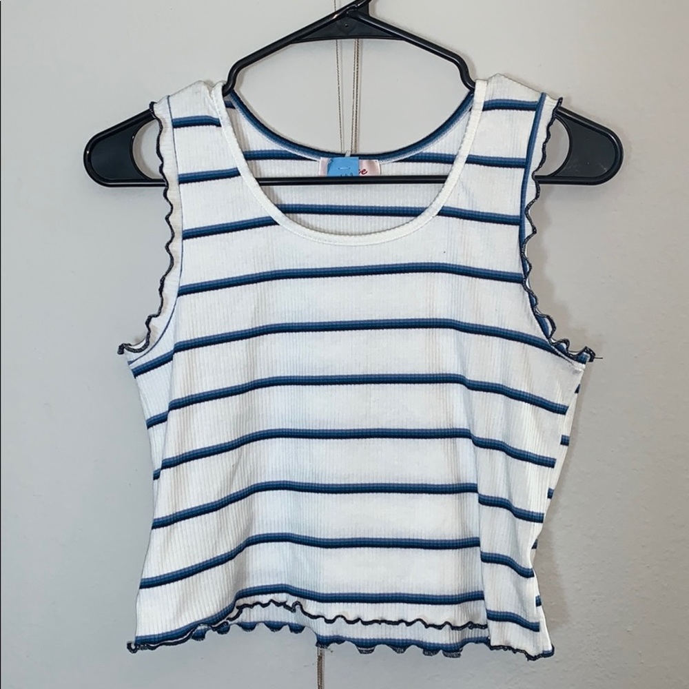 🔹Blue and white soft ruffle sleeveless crop top🔹